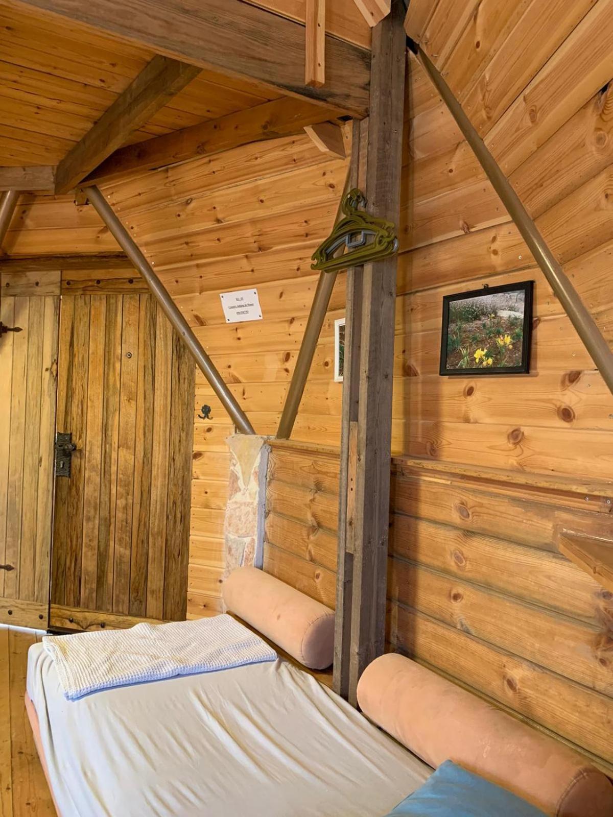 בקתת עץ בחורש במנות - דום גיאודזי - Wooden Cabin In Manot Exteriér fotografie